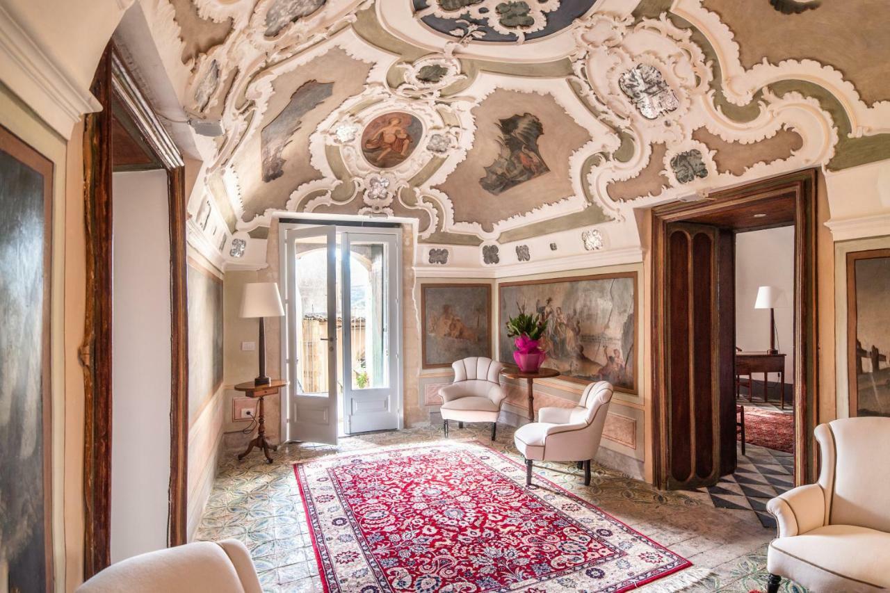 Baroni Giampiccolo Suite Ragusa Exterior photo
